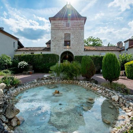 Logis Hotel Le Prince Noir Sérignac-sur-Garonne Exteriér fotografie