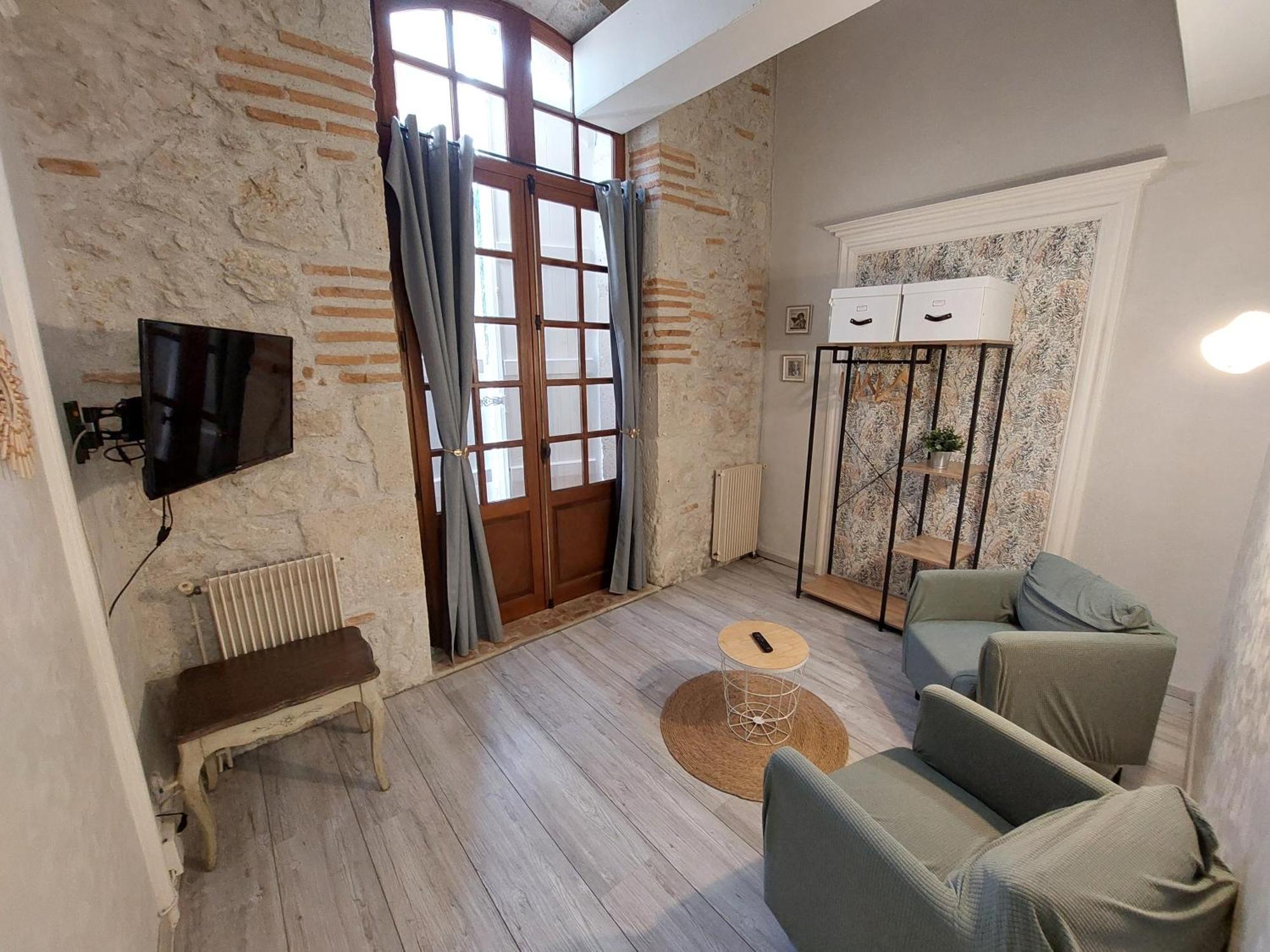 Logis Hotel Le Prince Noir Sérignac-sur-Garonne Exteriér fotografie