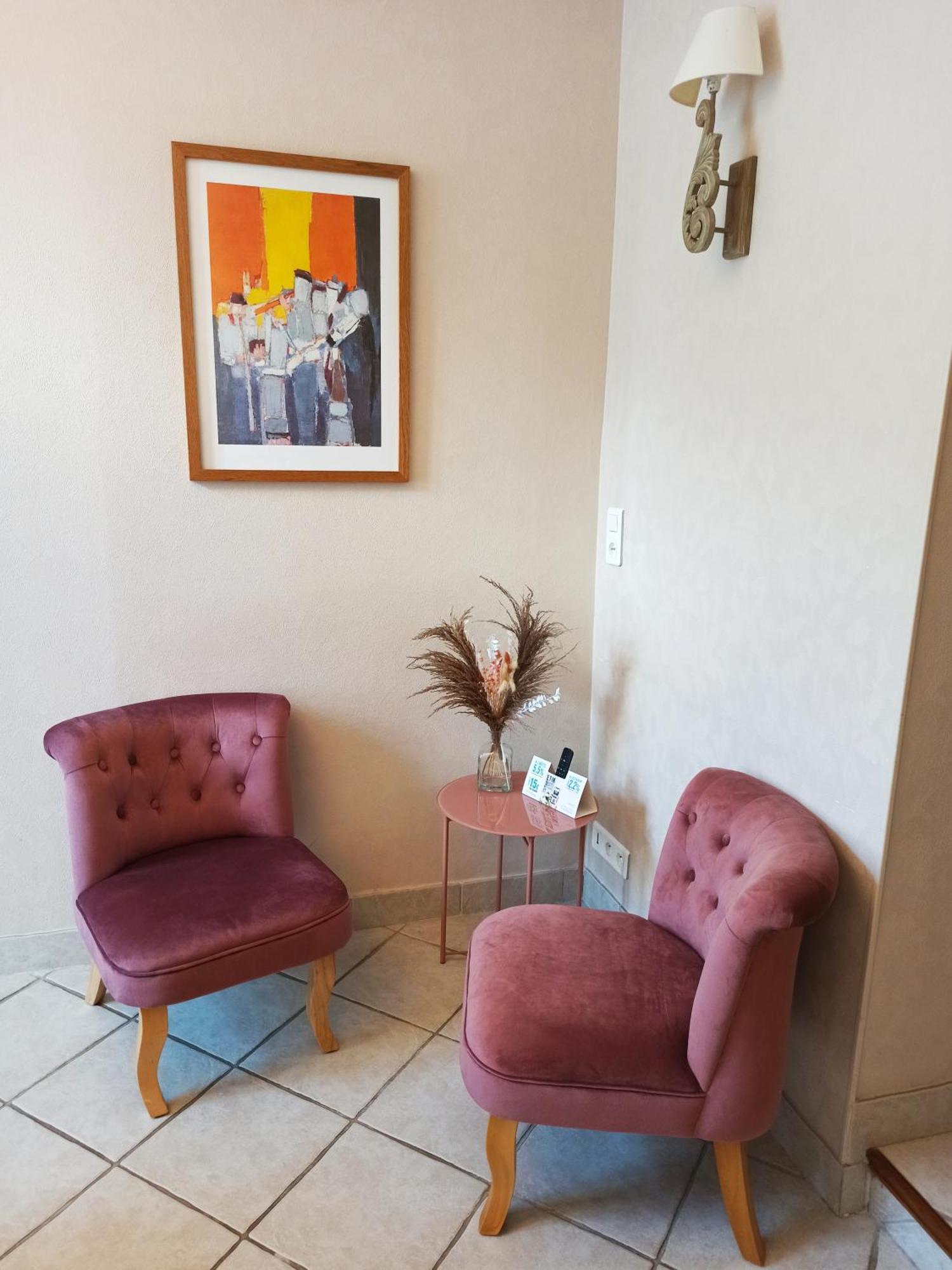 Logis Hotel Le Prince Noir Sérignac-sur-Garonne Exteriér fotografie